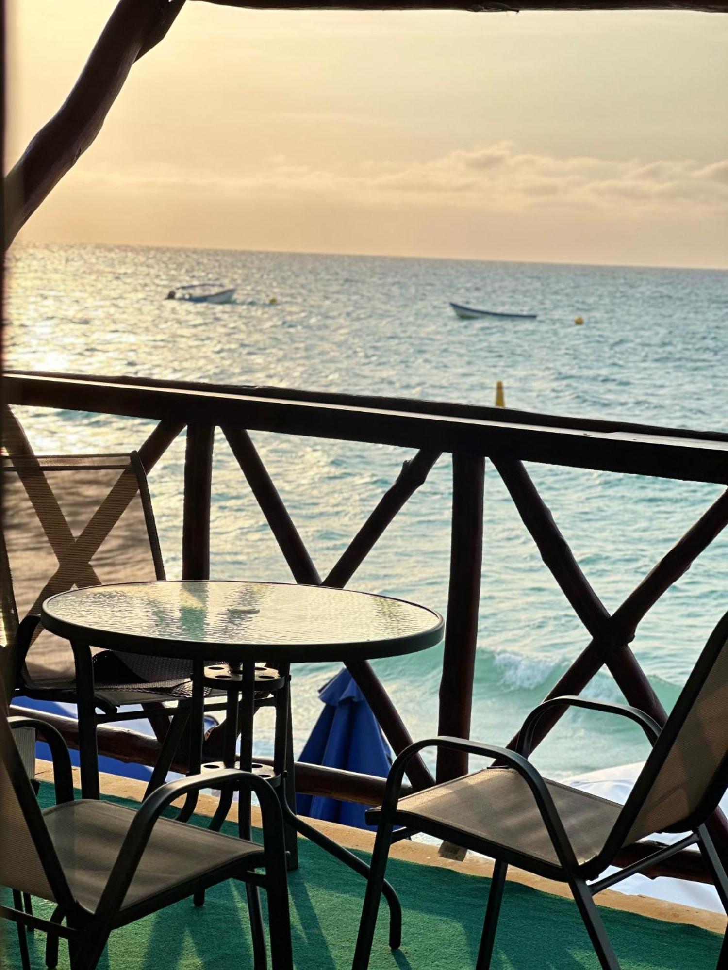 Mandala Beach Club Playa Blanca Exteriör bild